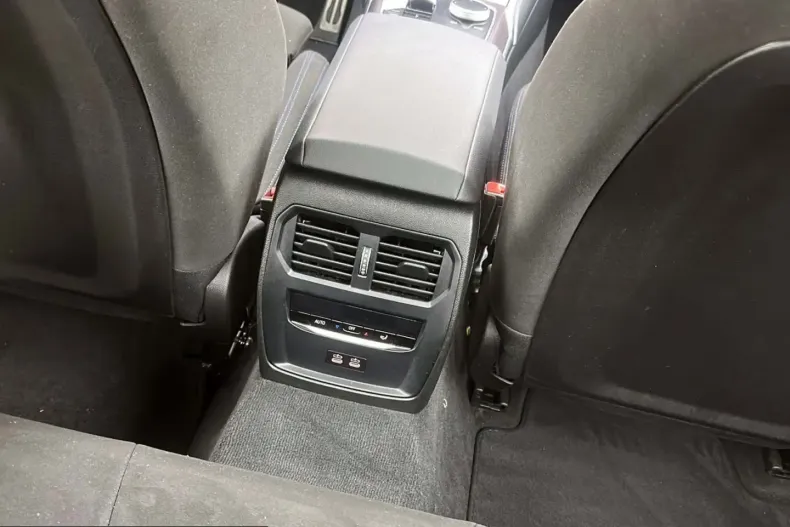 BMW 330 (Seria 3) din 2024 cu 22.193 km - oferta BMW205809 - foto 18