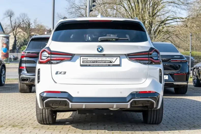 BMW iX3 (Seria X) din 2023 cu 71.673 km - oferta BMW205810 - foto 5