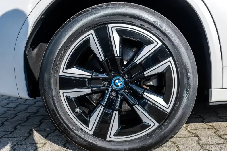 BMW iX3 (Seria X) din 2023 cu 71.673 km - oferta BMW205810 - foto 20