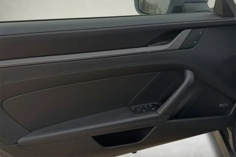 Porsche 992 din 2025 cu 13.200 km - oferta POR205816 - foto 4