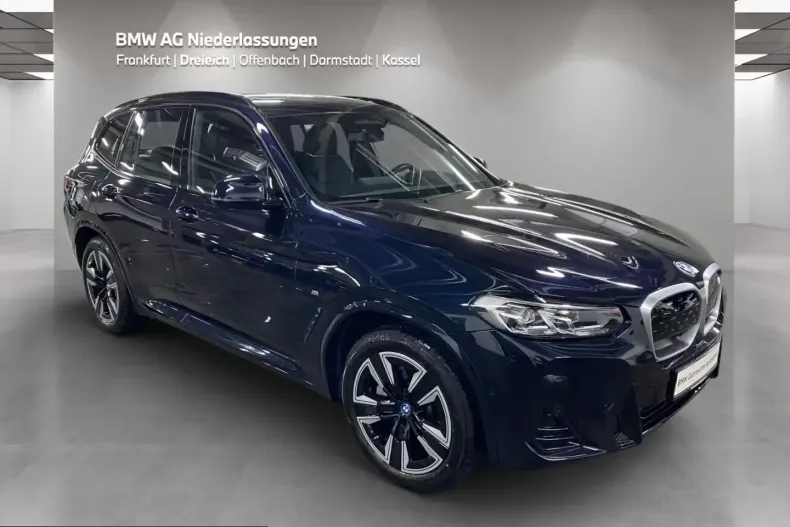 BMW iX3 (Seria X) din 2023 cu 42.700 km - oferta BMW205817 - foto 1
