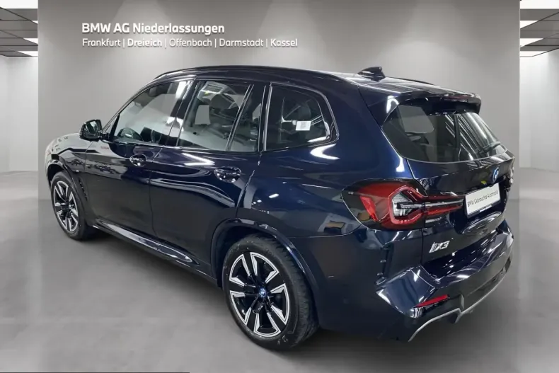 BMW iX3 (Seria X) din 2023 cu 42.700 km - oferta BMW205817 - foto 3