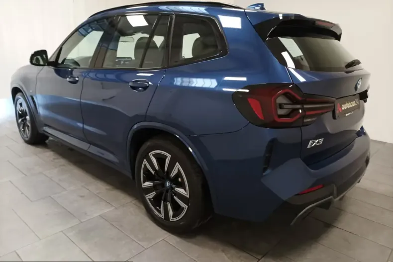 BMW iX3 (Seria X) din 2023 cu 20.795 km - oferta BMW205819 - foto 3