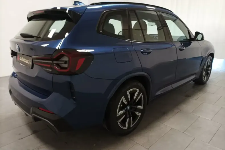 BMW iX3 (Seria X) din 2023 cu 20.795 km - oferta BMW205819 - foto 4