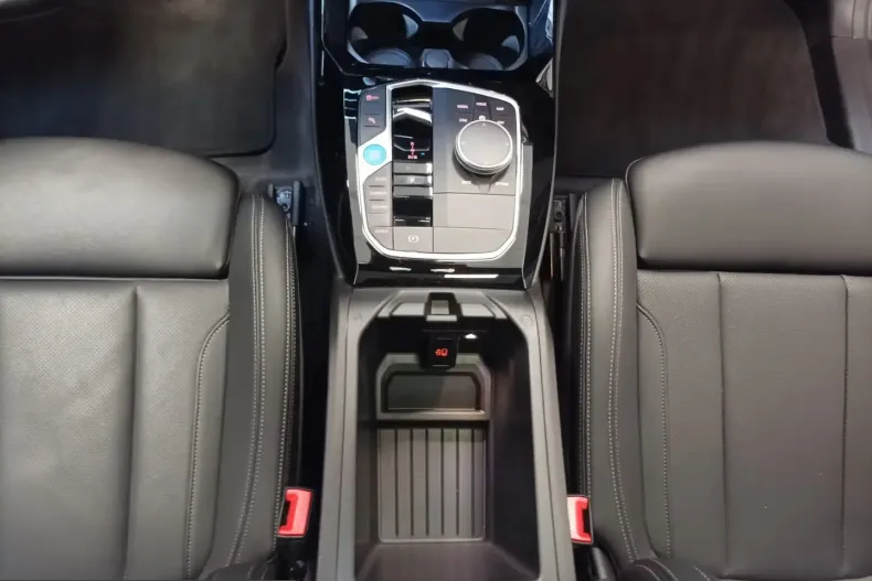 BMW iX3 (Seria X) din 2023 cu 20.795 km - oferta BMW205819 - foto 13