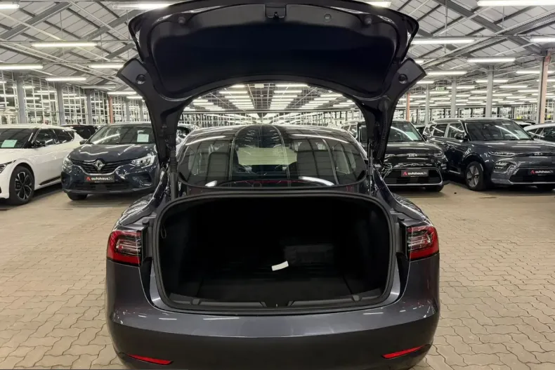 Tesla Model 3 din 2023 cu 38.093 km - oferta TES205820 - foto 5