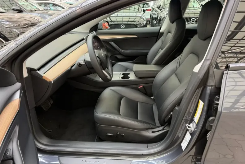 Tesla Model 3 din 2023 cu 38.093 km - oferta TES205820 - foto 7