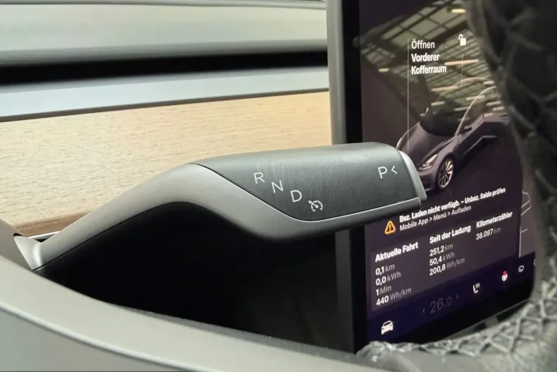 Tesla Model 3 din 2023 cu 38.093 km - oferta TES205820 - foto 12