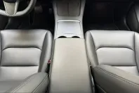 Tesla Model 3 din 2023 cu 38.093 km - oferta TES205820 - foto 13