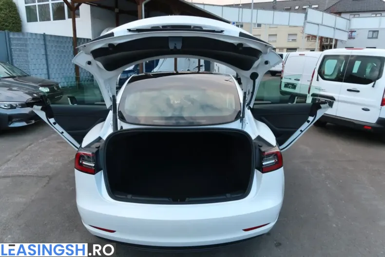 Tesla Model 3 din 2023 cu 47.700 km - oferta TES205822 - foto 6