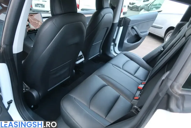 Tesla Model 3 din 2023 cu 47.700 km - oferta TES205822 - foto 12