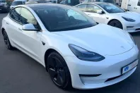 Tesla Model 3 din 2023 cu 59.600 km - oferta TES205824 - foto 1