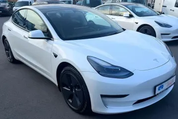 Tesla Model 3 din 2023 - oferta TES205824