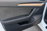 Tesla Model 3 din 2023 cu 59.600 km - oferta TES205824 - foto 9