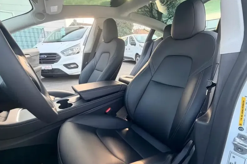 Tesla Model 3 din 2023 cu 59.600 km - oferta TES205824 - foto 12