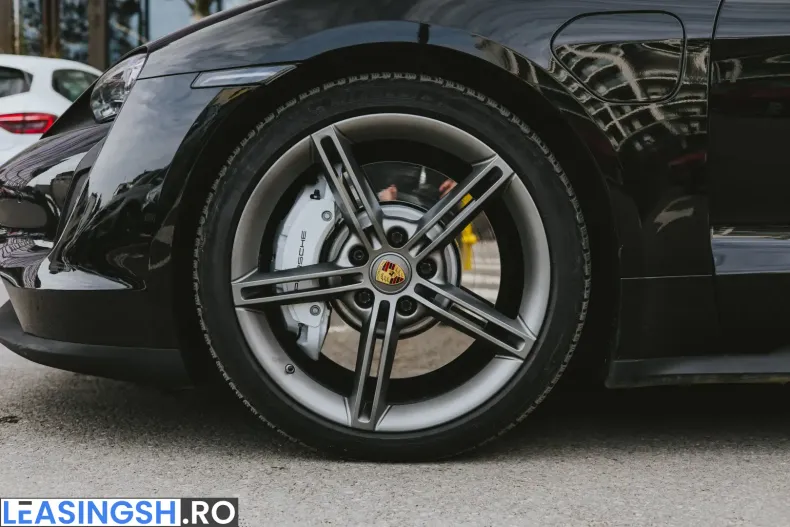 Porsche Taycan din 2026 cu 49.000 km - oferta POR205825 - foto 6