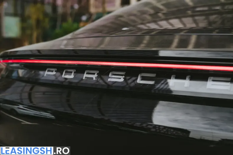 Porsche Taycan din 2026 cu 49.000 km - oferta POR205825 - foto 12