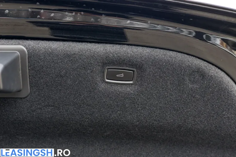 Porsche Taycan din 2026 cu 49.000 km - oferta POR205825 - foto 13