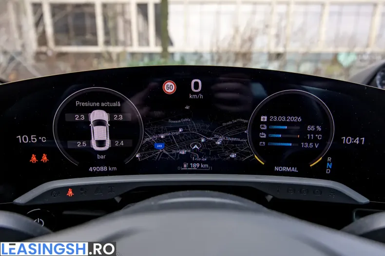 Porsche Taycan din 2026 cu 49.000 km - oferta POR205825 - foto 21