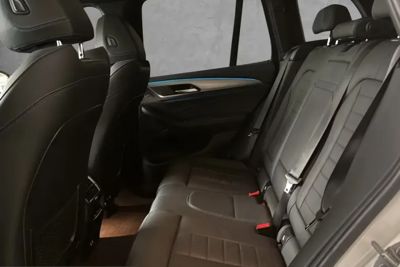 BMW iX3 (Seria X) din 2023 cu 70.910 km - oferta BMW205826 - foto 7