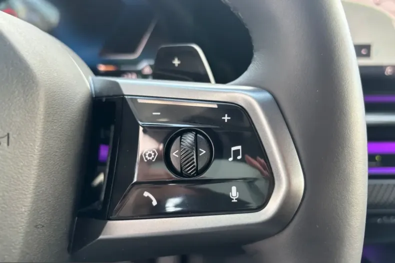 BMW 520 (Seria 5) din 2025 cu 24.838 km - oferta BMW205828 - foto 12