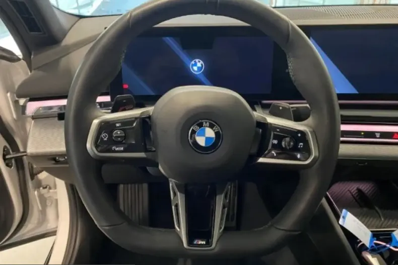 BMW 520 (Seria 5) din 2025 cu 13.647 km - oferta BMW205829 - foto 9