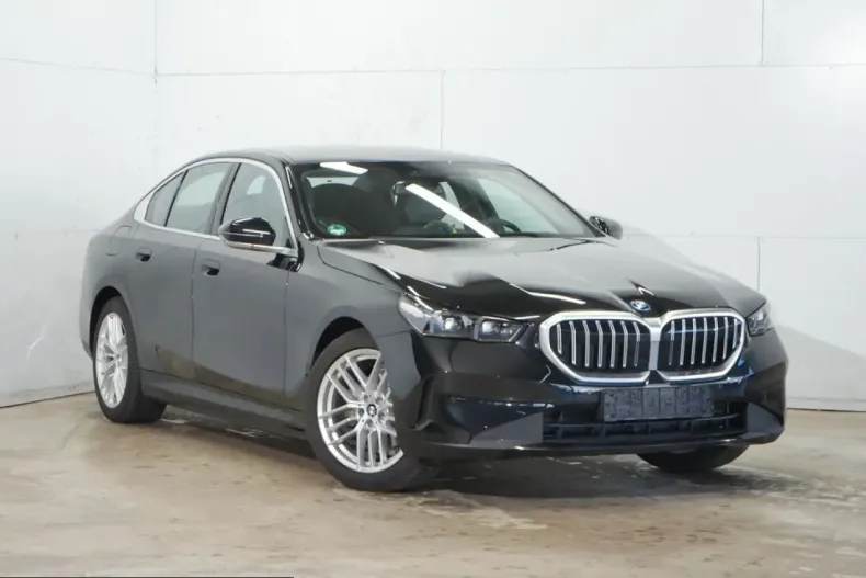 BMW 530 (Seria 5) din 2024 cu 6.005 km - oferta BMW205832 - foto 2