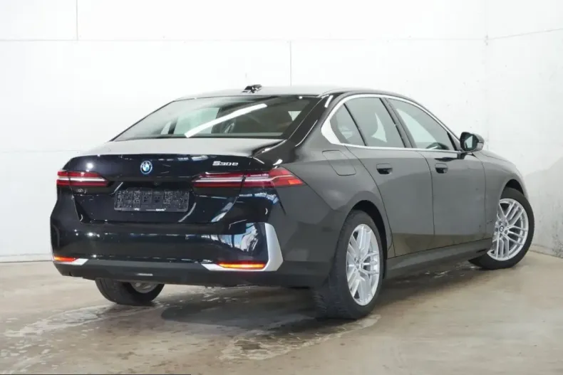 BMW 530 (Seria 5) din 2024 cu 6.005 km - oferta BMW205832 - foto 4