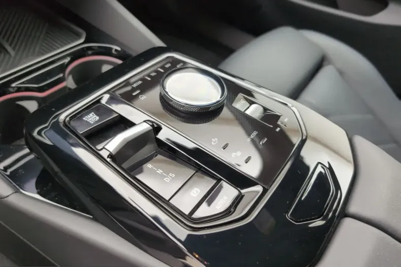 BMW 550 (Seria 5) din 2025 cu 19.025 km - oferta BMW205840 - foto 15