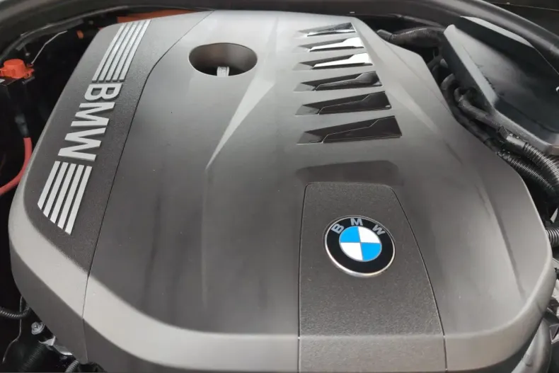 BMW 550 (Seria 5) din 2025 cu 19.025 km - oferta BMW205840 - foto 17