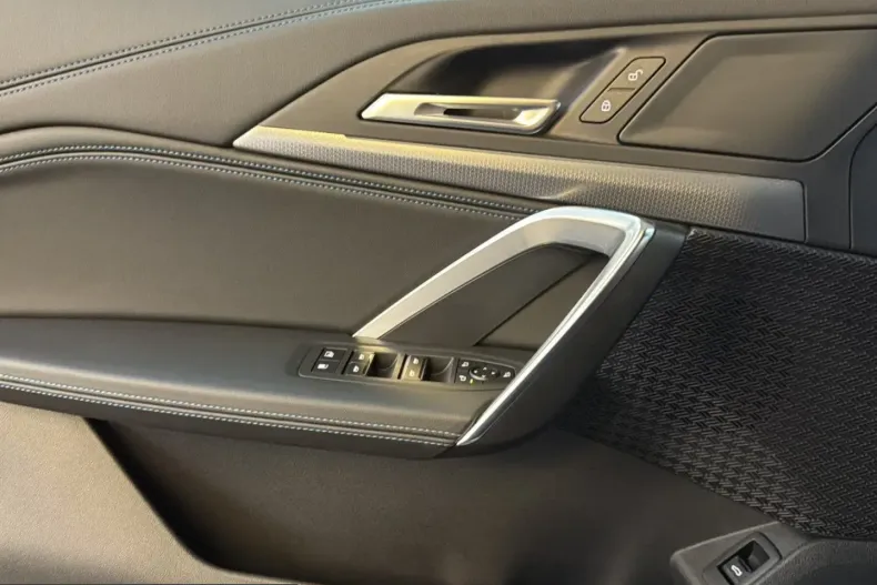 BMW X1 (Seria X) din 2024 cu 13.700 km - oferta BMW205841 - foto 13