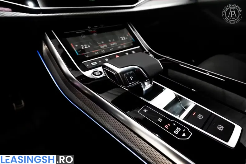 Audi Q8 din 2025 cu 2.860 km - oferta AUD205843 - foto 4