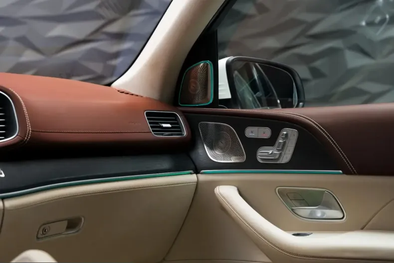 Mercedes-Benz GLS 600 (Clasa GLS) din 2024 cu 114.000 km - oferta MER205847 - foto 13