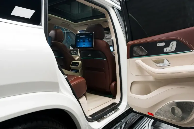 Mercedes-Benz GLS 600 (Clasa GLS) din 2024 cu 114.000 km - oferta MER205847 - foto 16