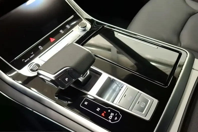 Audi Q8 din 2026 cu 20 km - oferta AUD205848 - foto 7