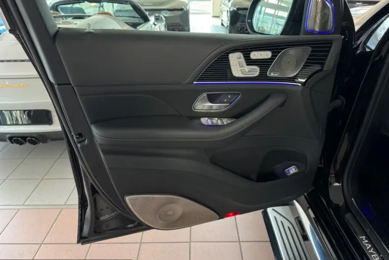 Mercedes-Benz GLS 600 (Clasa GLS) din 2023 cu 35.087 km - oferta MER205850 - foto 13