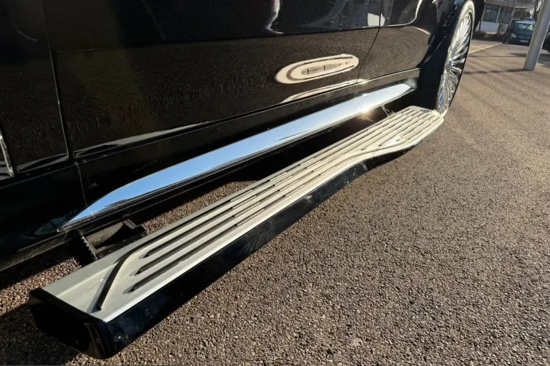 Mercedes-Benz GLS 600 (Clasa GLS) din 2024 cu 28.850 km - oferta MER205851 - foto 5