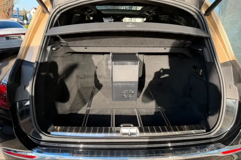 Mercedes-Benz GLS 600 (Clasa GLS) din 2024 cu 28.850 km - oferta MER205851 - foto 9