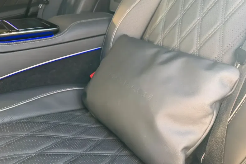 Mercedes-Benz GLS 600 (Clasa GLS) din 2024 cu 28.850 km - oferta MER205851 - foto 18