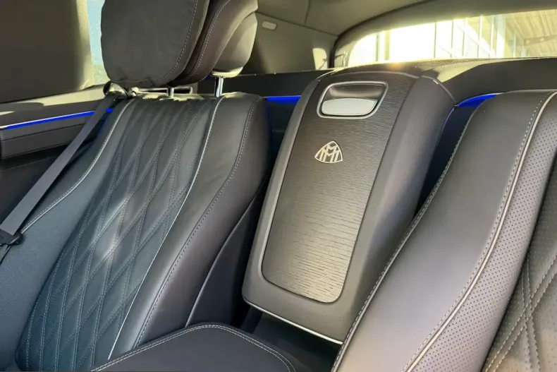 Mercedes-Benz GLS 600 (Clasa GLS) din 2024 cu 28.850 km - oferta MER205851 - foto 19