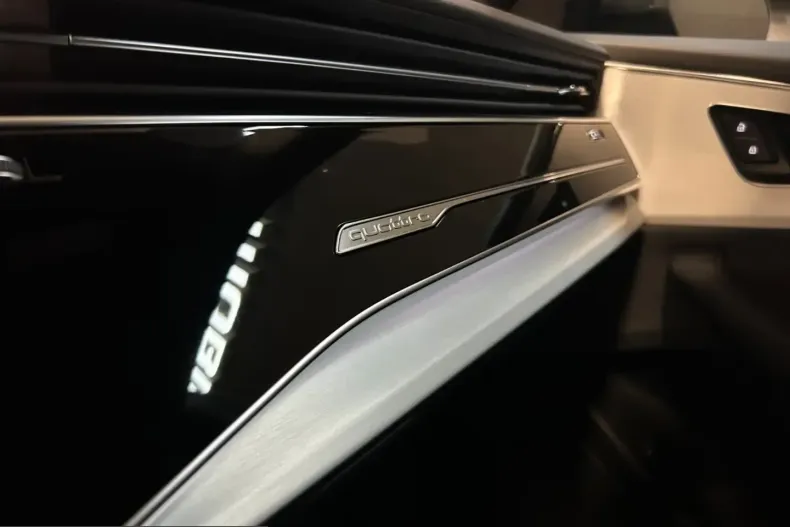 Audi Q8 din 2026 cu 10 km - oferta AUD205853 - foto 16