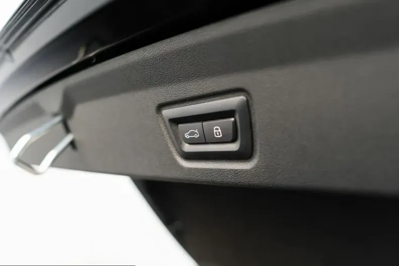 BMW 430i (Seria 4) din 2025 cu 12.490 km - oferta BMW205857 - foto 22