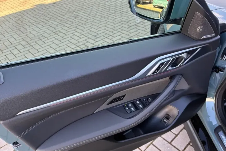 BMW 430i (Seria 4) din 2024 cu 32.533 km - oferta BMW205858 - foto 20