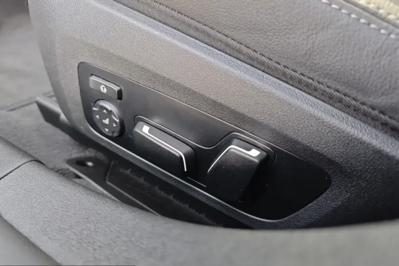 BMW 420i (Seria 4) din 2025 cu 15.990 km - oferta BMW205859 - foto 21