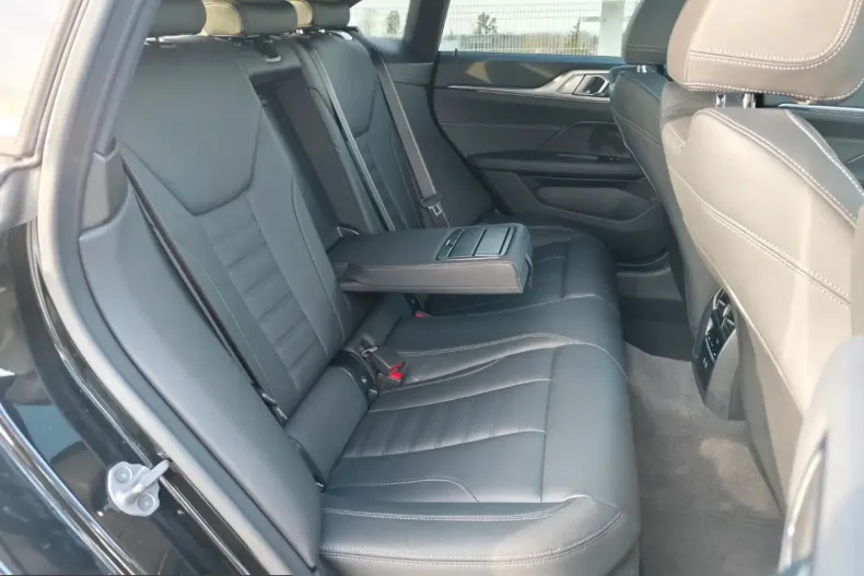 BMW 420i (Seria 4) din 2025 cu 15.990 km - oferta BMW205859 - foto 31