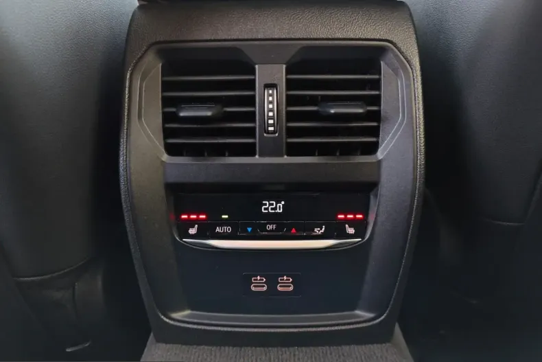 BMW 420i (Seria 4) din 2025 cu 15.990 km - oferta BMW205859 - foto 32