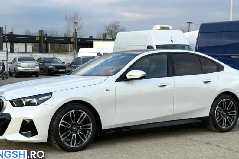 BMW 520i (Seria 5) din 2025 cu 26.000 km - oferta BMW205865 - foto 3