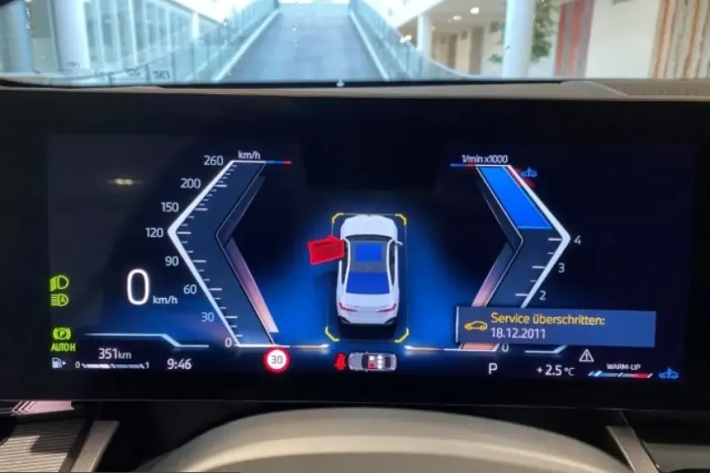 BMW 520 (Seria 5) din 2025 cu 13.647 km - oferta BMW205868 - foto 11