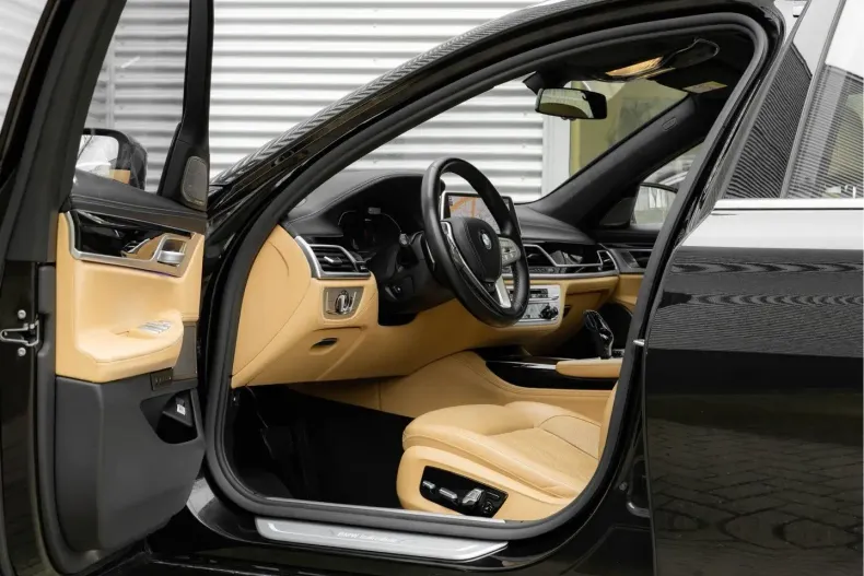 BMW 745 (Seria 7) din 2021 cu 77.568 km - oferta BMW205869 - foto 17