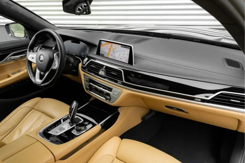 BMW 745 (Seria 7) din 2021 cu 77.568 km - oferta BMW205869 - foto 20